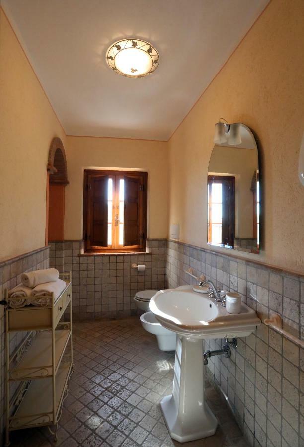 Molino Del Rotone Country house Buti
